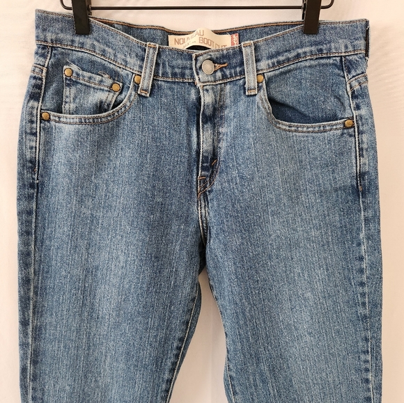 Vintage Y2K Levi's 515 Nouveau Bootcut Jeans, size 8M - Picture 6 of 11